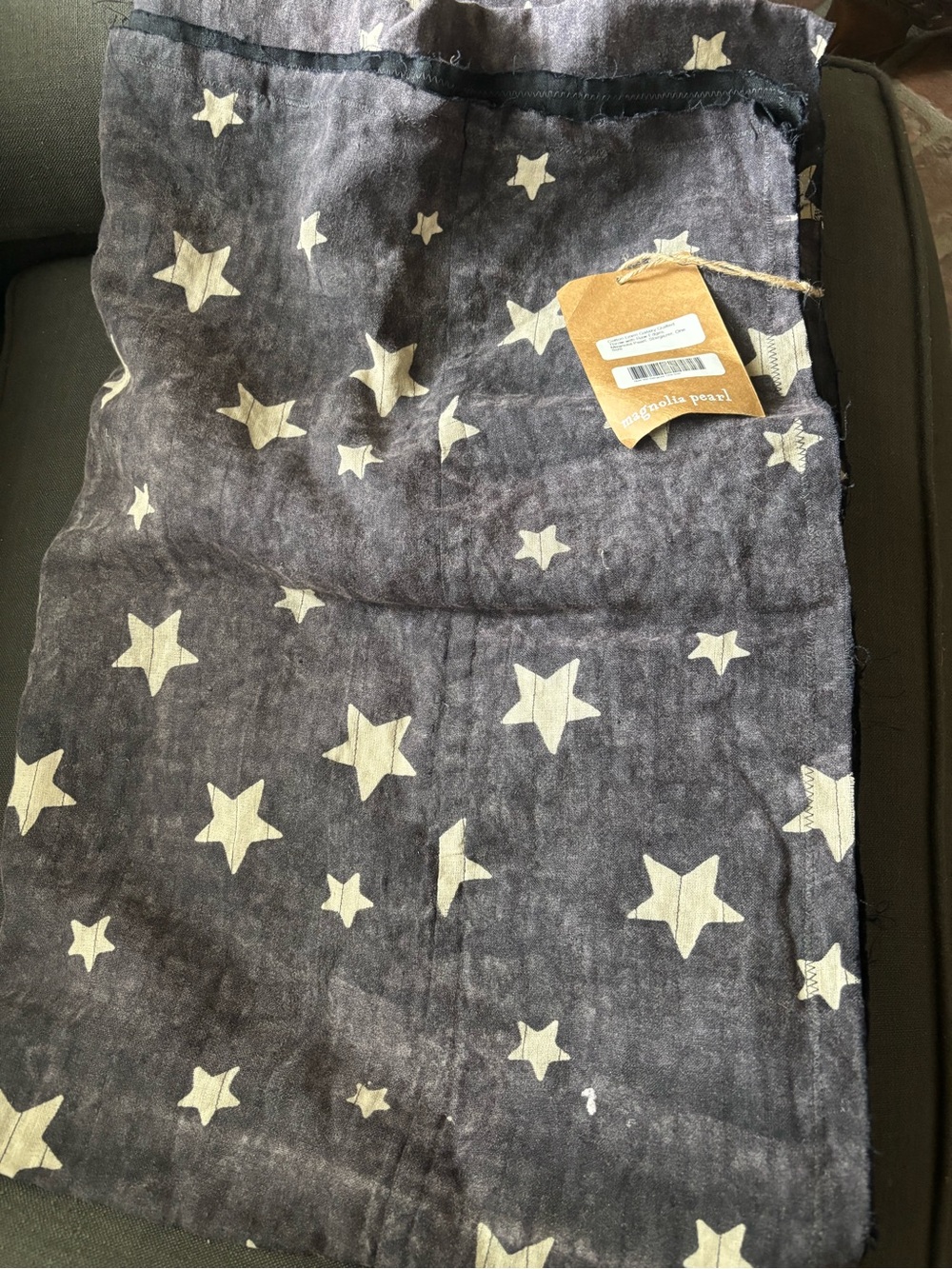 Magnolia Pearl Quilted Throw - Stargazer